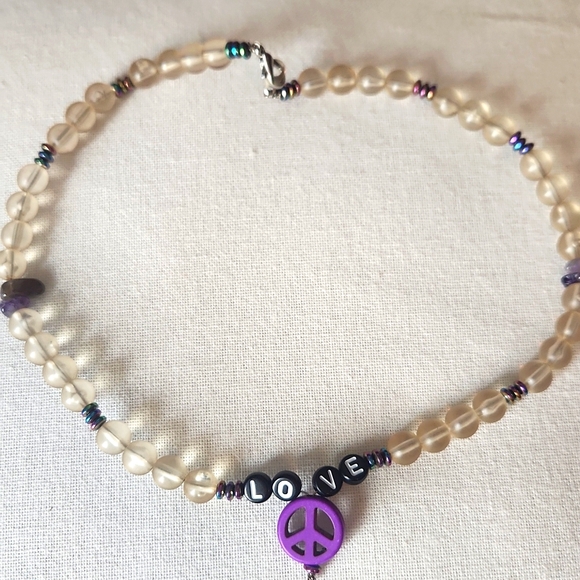Jewelry - Peace And Love Necklace